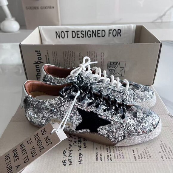 Golden Goose - Picture 1 of 9